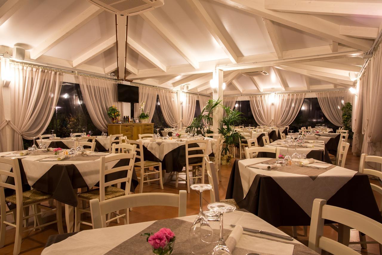 Locanda Borgognina Lucrezia Екстериор снимка