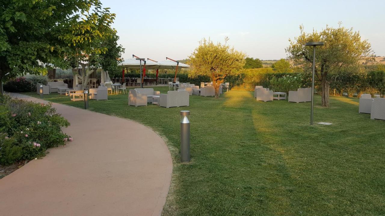 Locanda Borgognina Lucrezia Екстериор снимка